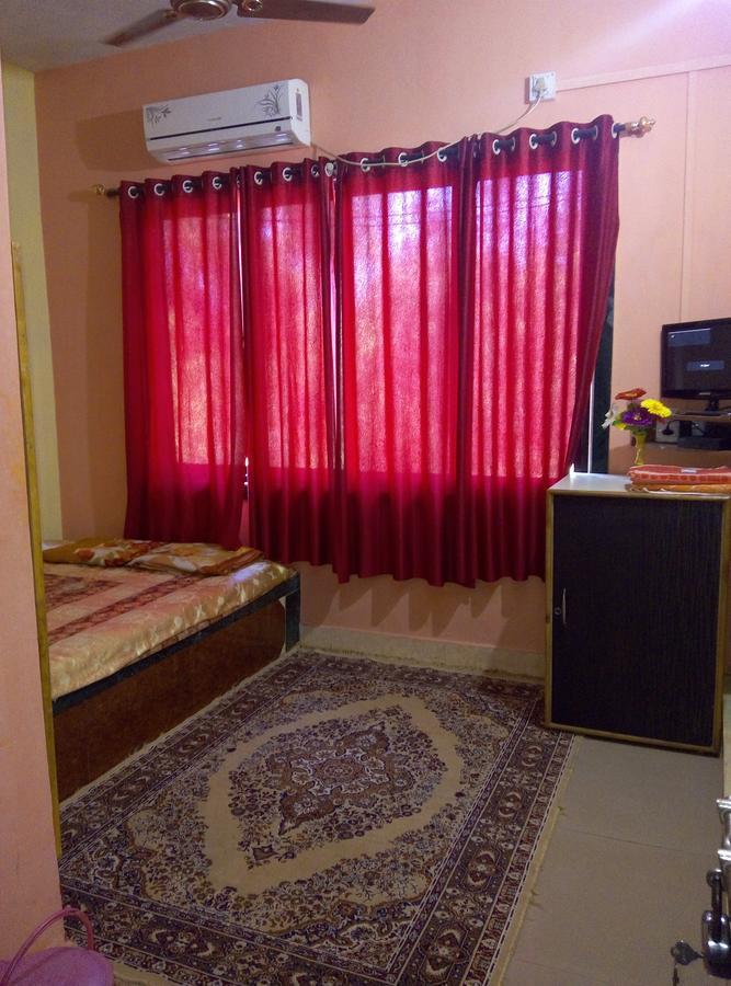 Om Shree Bed And Breakfast Harihareshwar 외부 사진